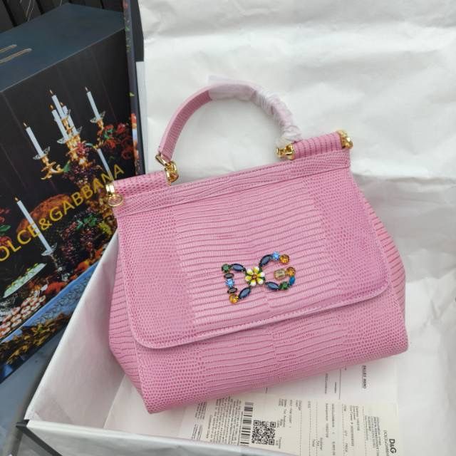 Дамски чанти D&G