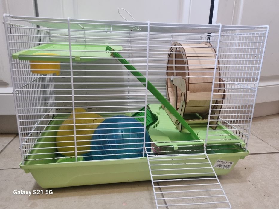 Продам клетку для хомячка +еда