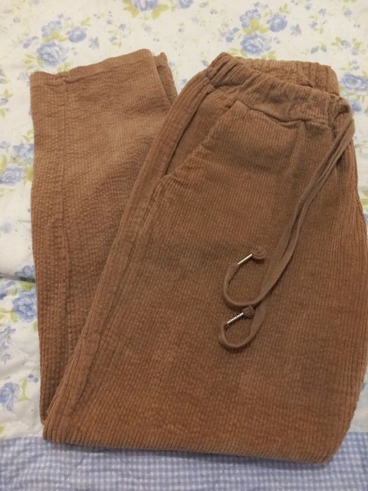 Дамски бежови джинси L размер