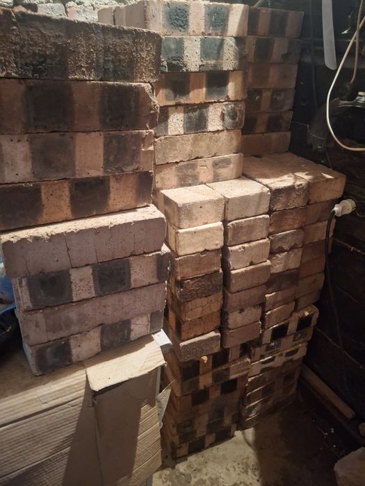 Продам кирпич красный, печной