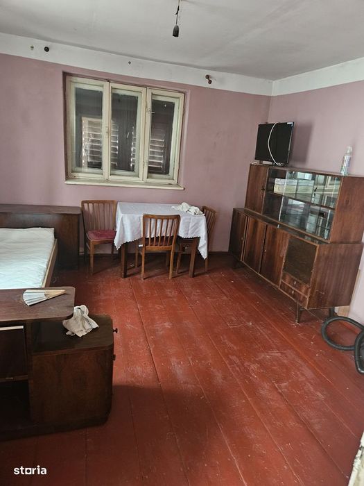 Casa de vanzare în Cunța