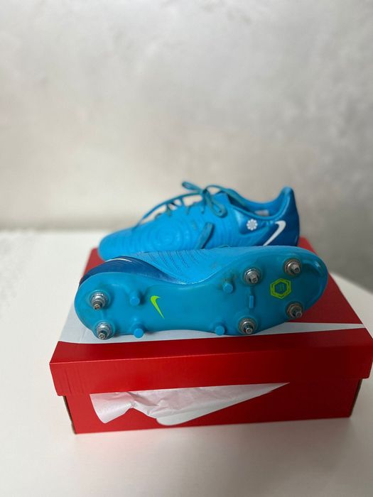 Ghete de fotbal cu filet, Nike phantom luna academy,