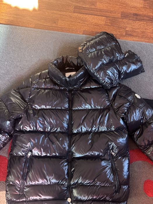 Geaca moncler noua