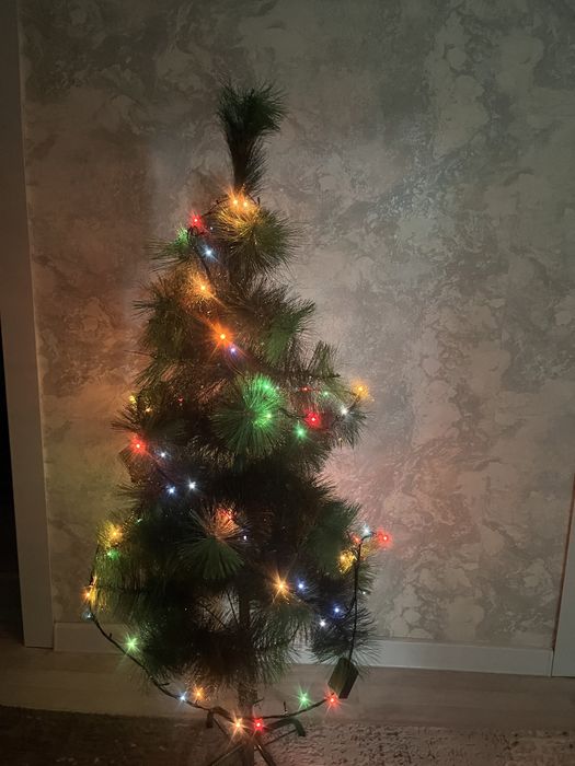 Продам елку