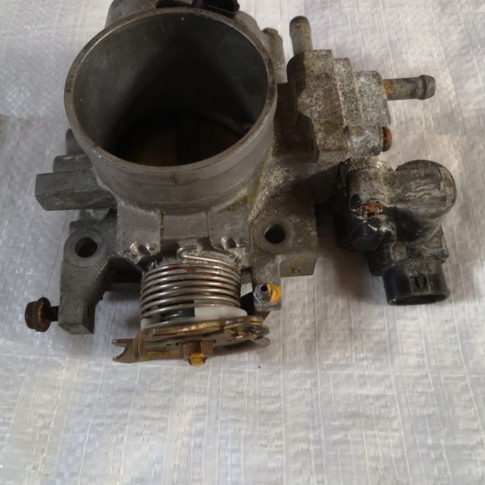 Части Honda CR-V-2004г