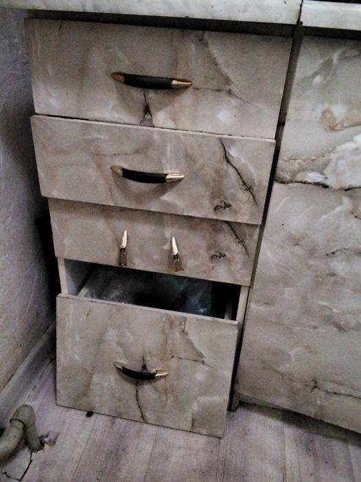 Кухонный гарнитур б/у