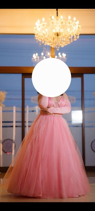 Vând rochie eleganta