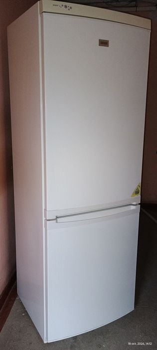 Combina Zanussi stare ff bună