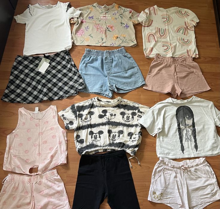 Lot haine fetita 8-9ani