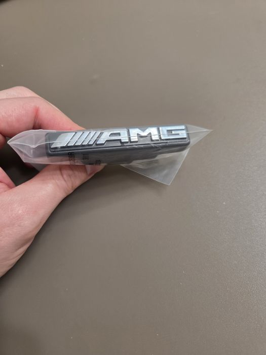 Емблеми amg 2 вида
