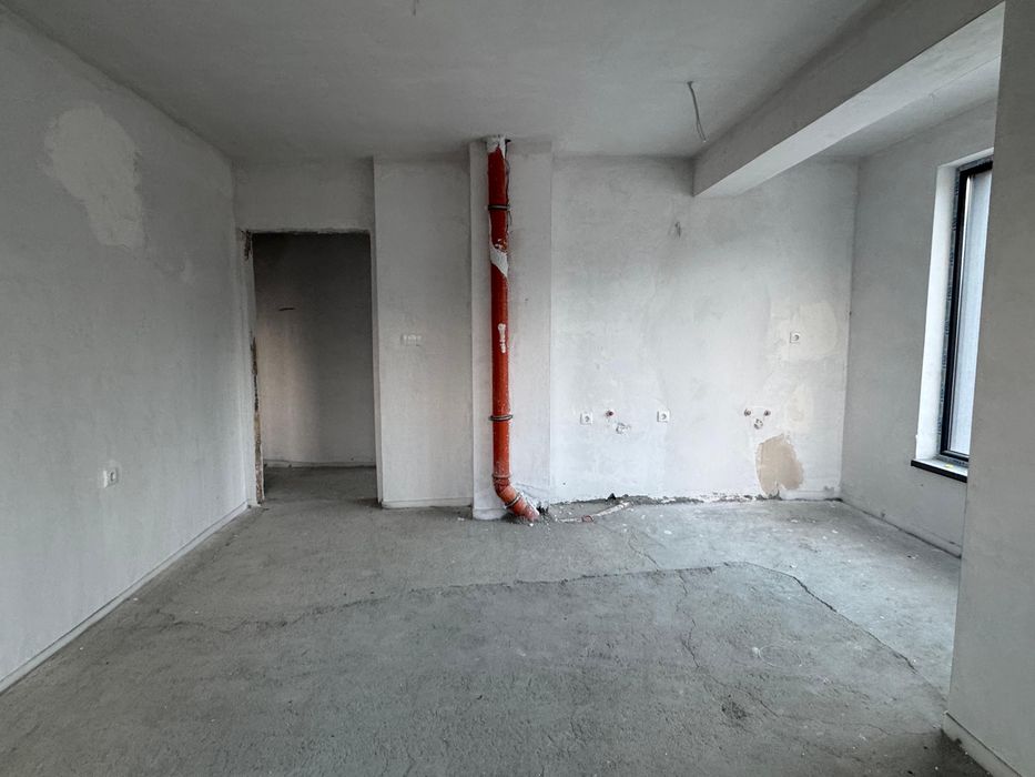 Продава се Тристаен апартамент в Търговище, Център - 82 кв.м за 684 €/кв.м - Снимка #3