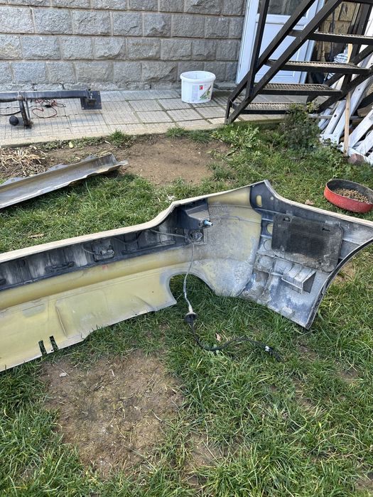 Задна броня Mercedes R class W251 боя 723