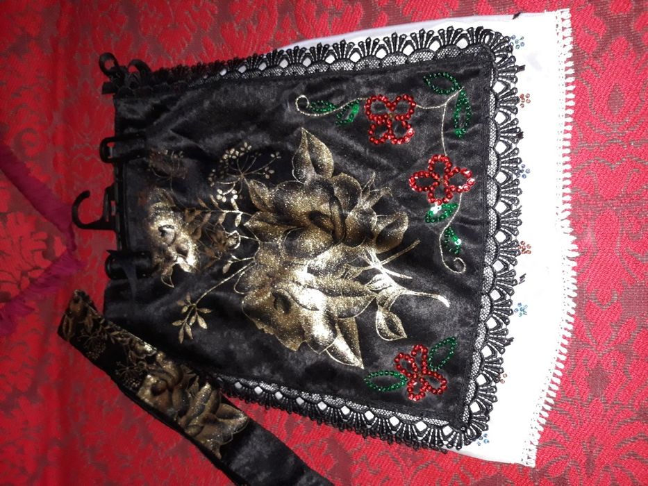 Costum popular