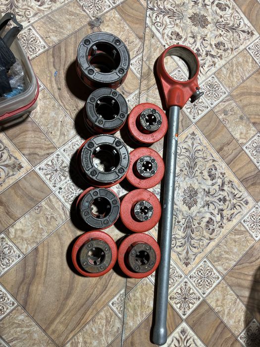 Продаю фирменный резбарез