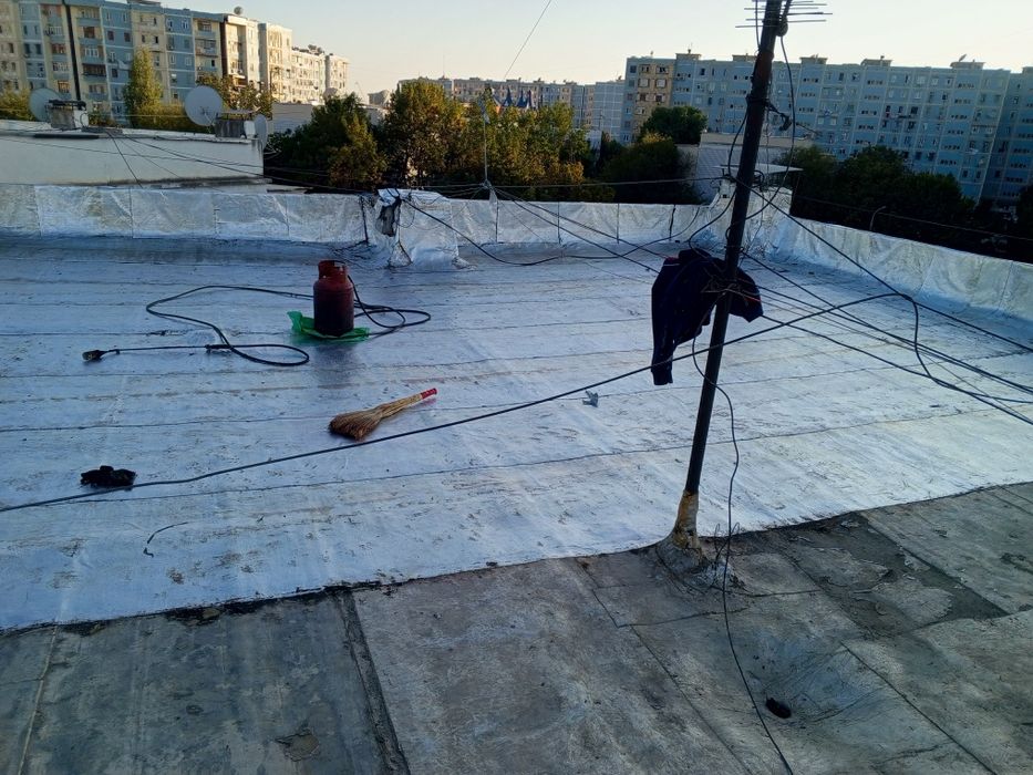 Gidro izalatsiya  гидроизоляция фундамента