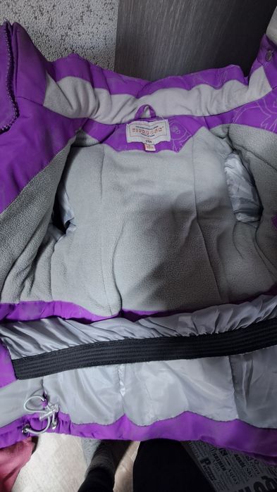 Продам детскую куртку/зима