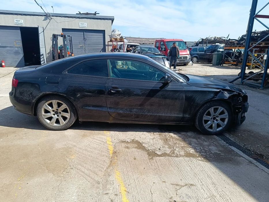 Dezmembrez Audi S5 1.8tfsi cod motor caba