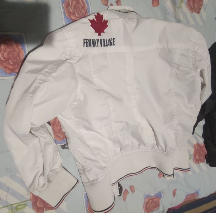 Детски шушлекови якенца