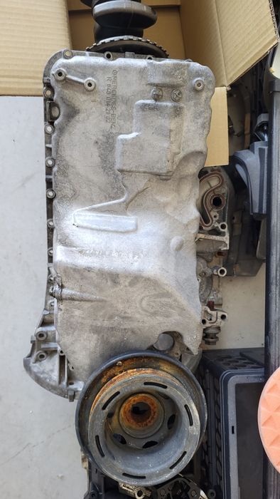 Оборудвана глава,картер за Мерцедес тип двигател 646