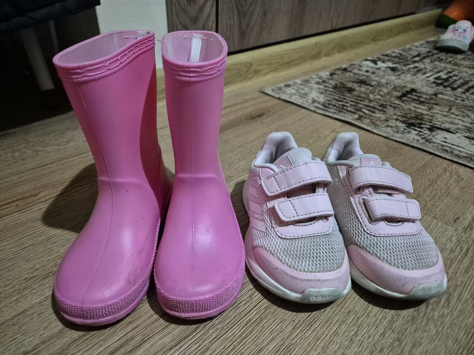 Детски маратонки Адидас и гумени ботуши