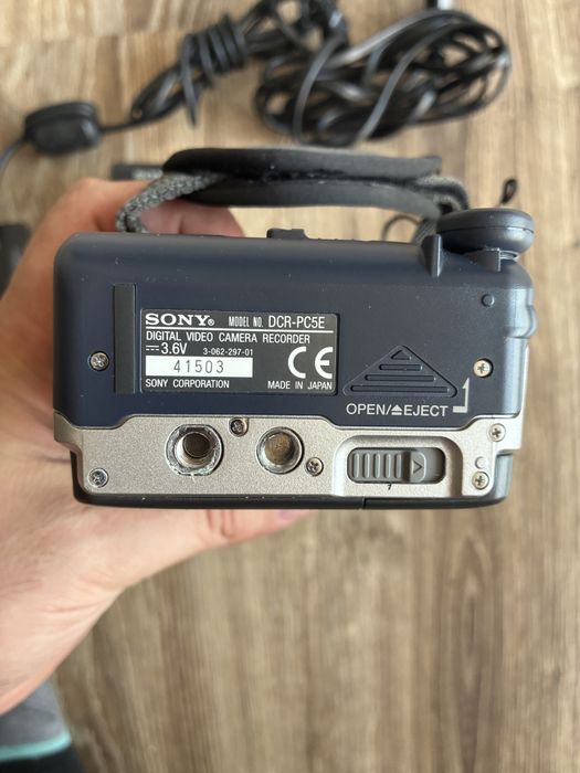 Sony DCR-PC5E - Made in Japan - Камера