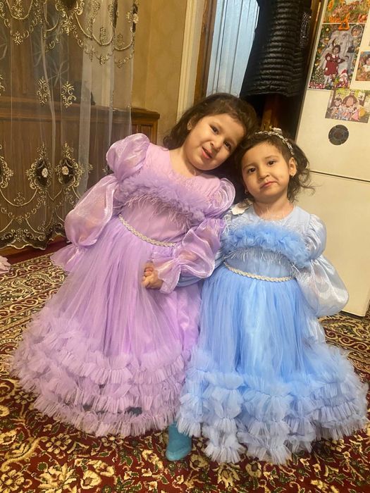 Продаю платье  3 новый