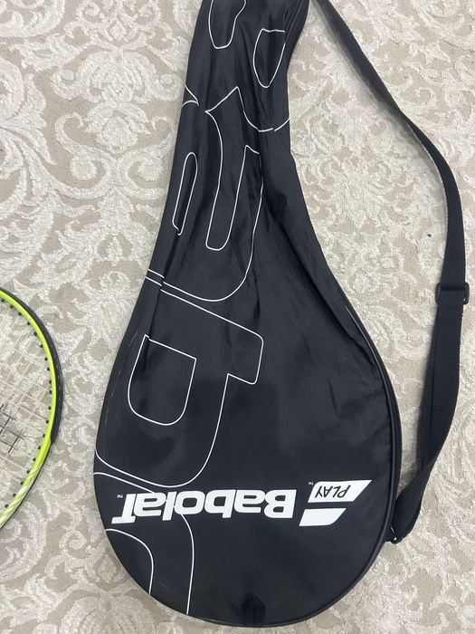 Продам ракетку 26 размер