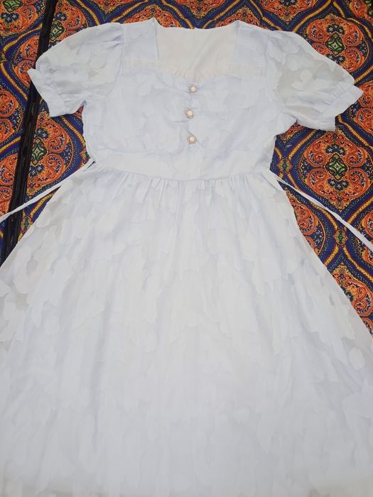 Och havorang ,46 razmer, yangidek kuylak,narxi 60 ming soʻm