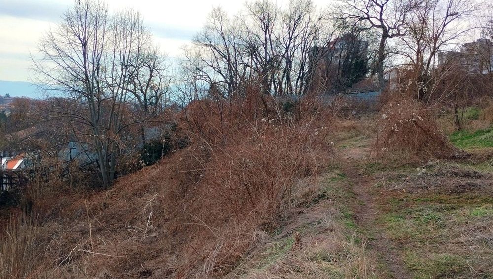 Продава се парцел в гр. Радомир,  област Перник