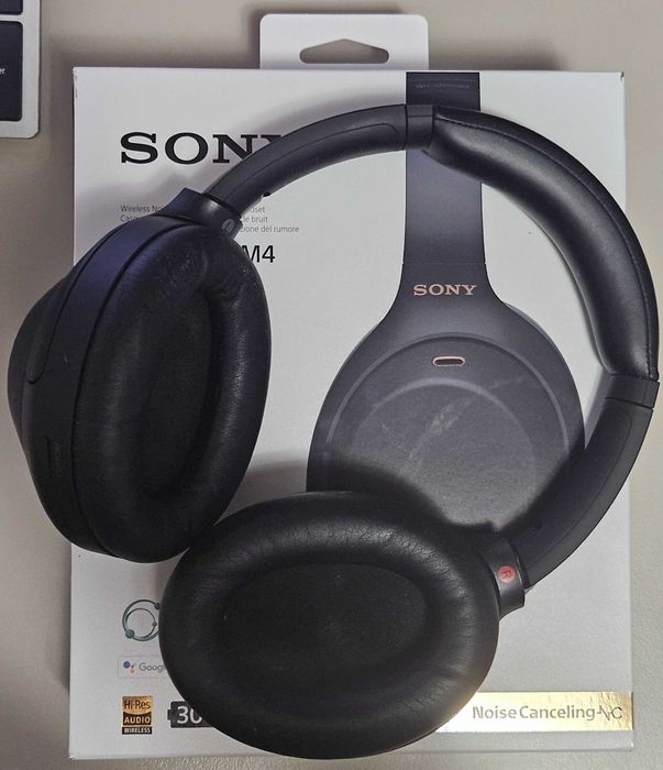 Слушалки Sony WH-1000XM4
