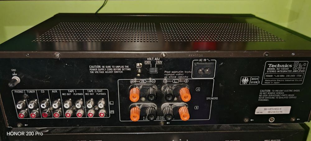 Усилвател Technics SU-VZ320