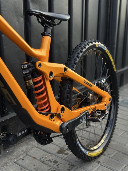 Scott Gambler 900 Tuned Unicat in Ro