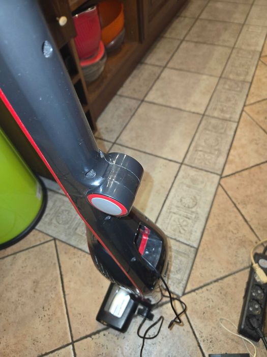 Безкабелна прахосмукачка Rowenta dual force 21,6v