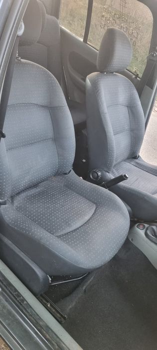 Interior Renault Clio 2 scaune și bancheta