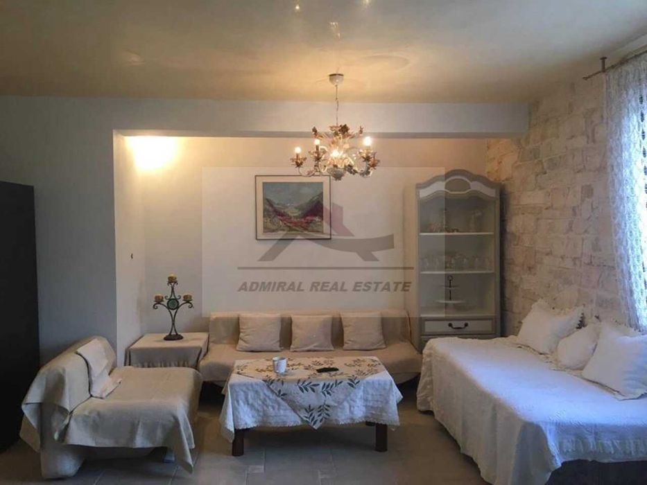 Дава се под наем Двустаен апартамент в Варна, Морска градина - 60 кв.м за 400 € - Снимка #1