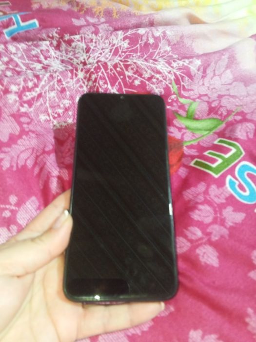 Продам телефон Текно