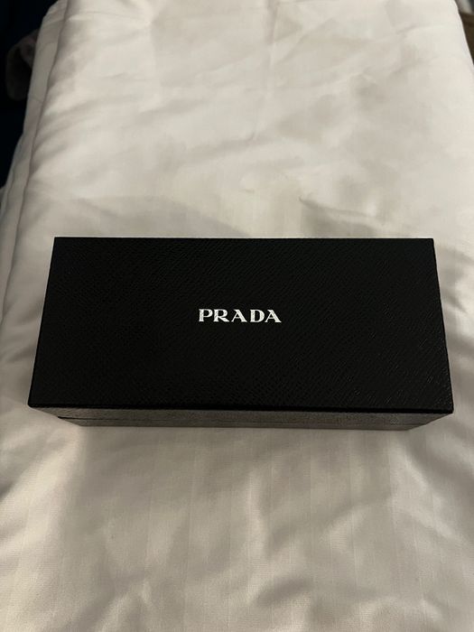 Ochelari de soare Prada