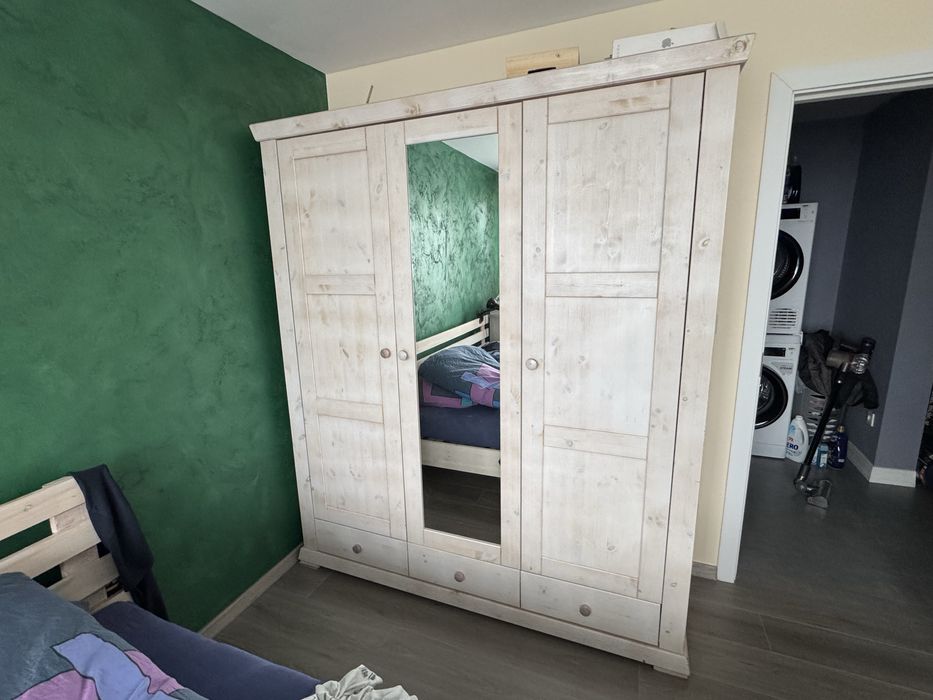 Set dormitor pat somiera saltea noptiere dulap