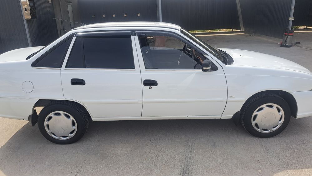 Nexia 2 gibrit  mator hadvoy qilngan iwi uman yoʻq 4 ta balon yengi