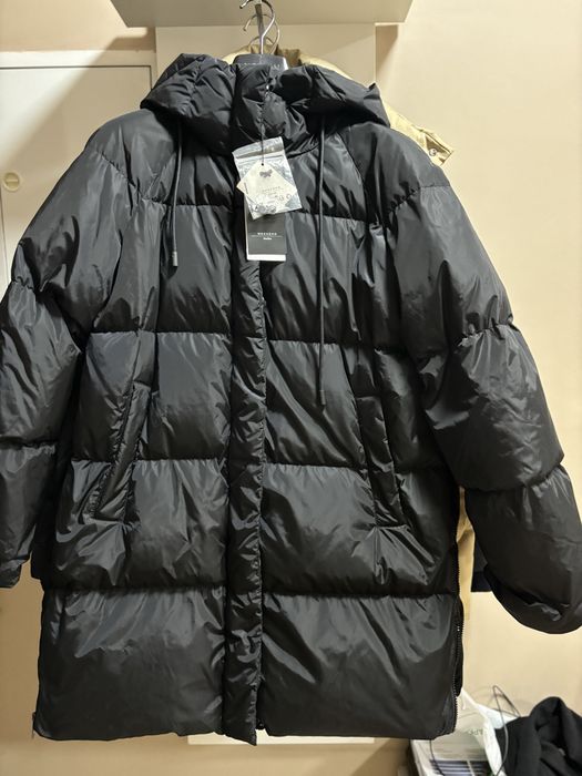 Куртка пуховик Макс мара Италия размер 50