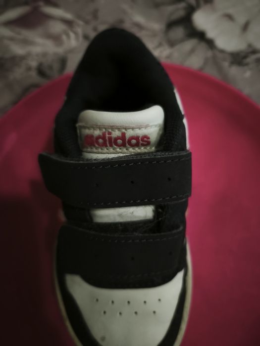 Детски маратонки адидадас