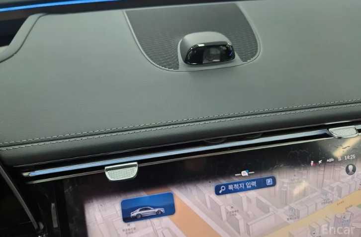 Mercedes-Benz E-class E300 AMG line