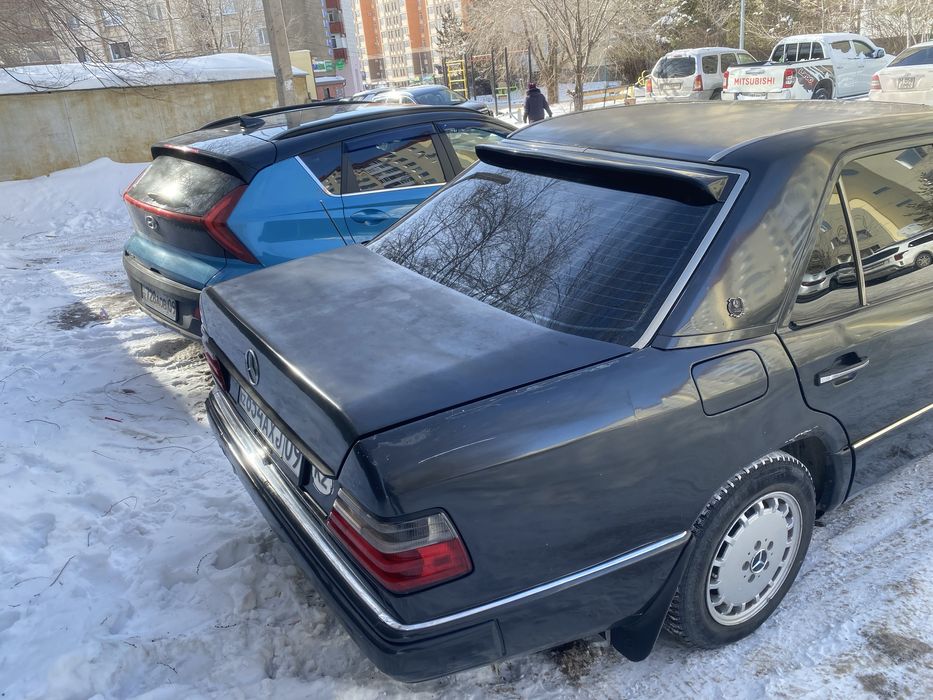 Мерседес w124 e300