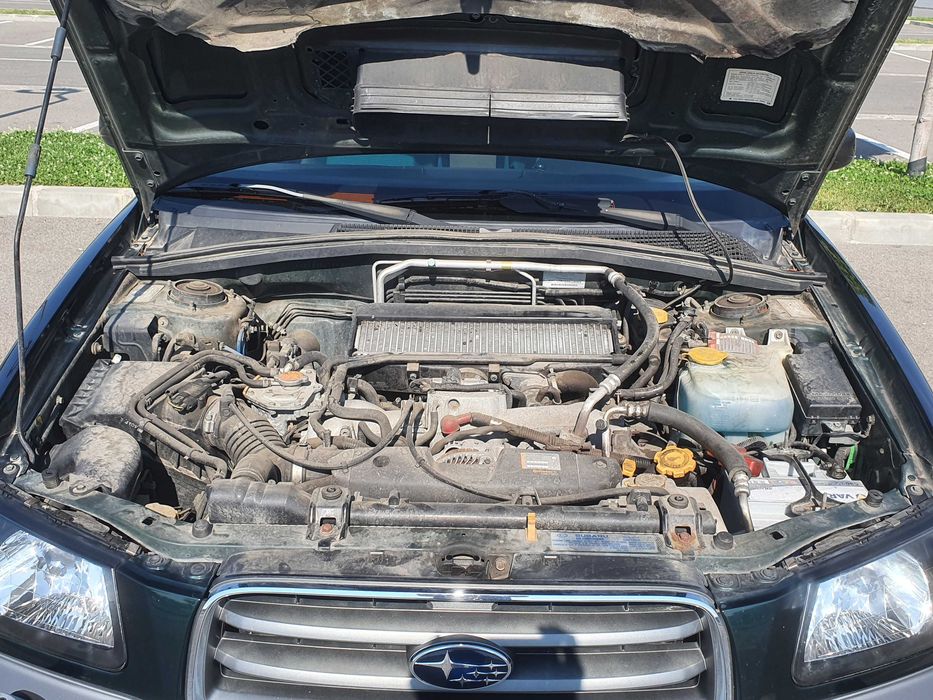 Subaru Forester 2.0 XT Automat 2004 + set de roți de iarnă