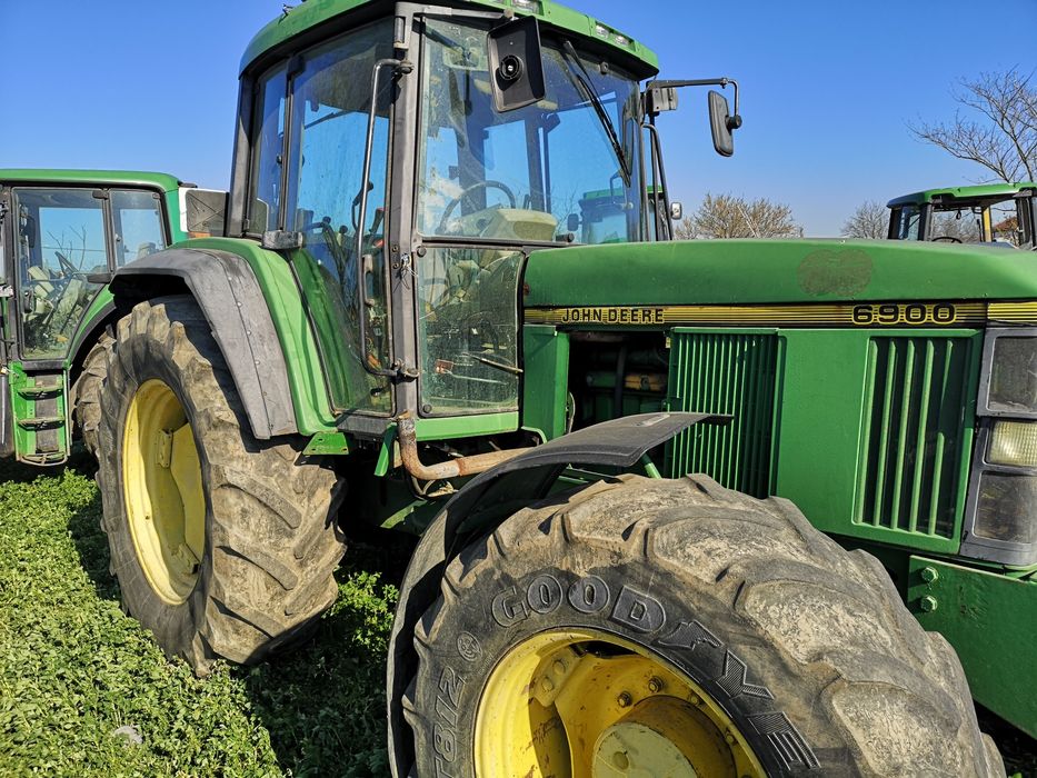 Dezmembrez John Deere 6900,6800