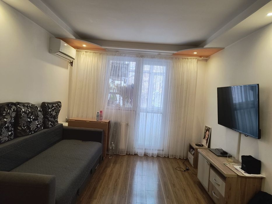 Apartament 3 camere de inchiriat