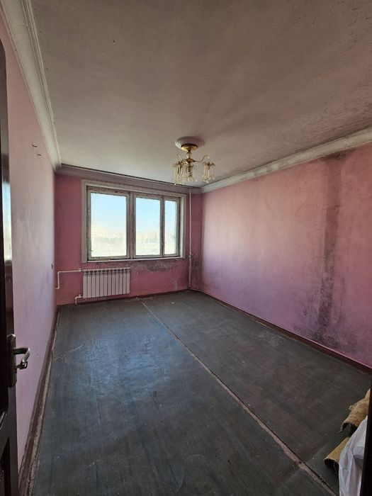 Продаётся 3х комнатная квартира на 5м этаже в 5 ти этажном доме Самкоч