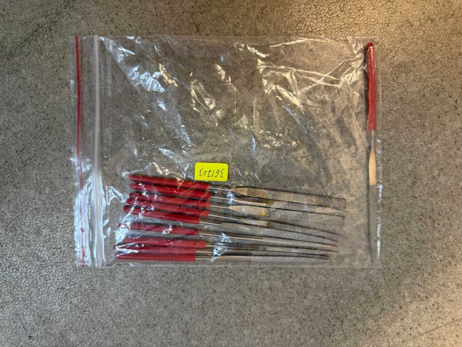 Свредла/Тресчотка/Пили/Клещи/Френски ключ/Шестограми/Ключ  к-т 12бр