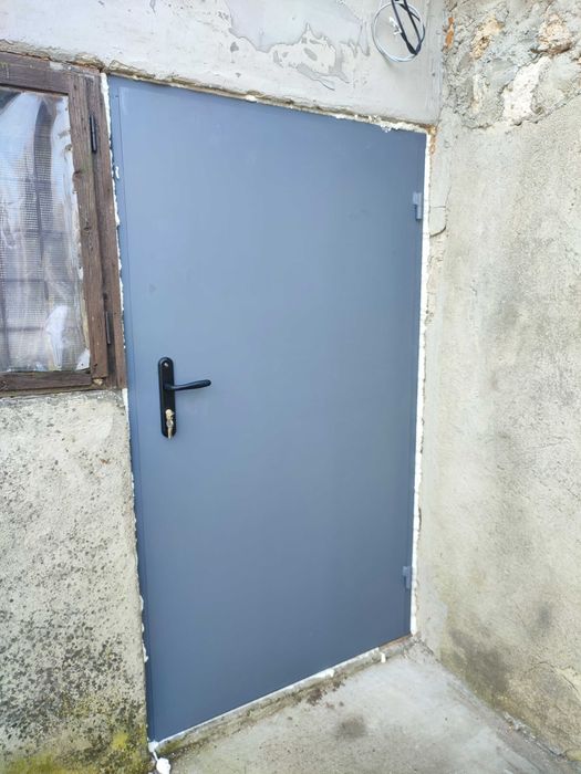 Изработка на метални врати