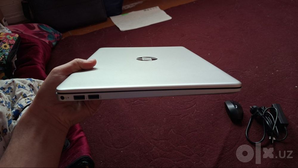 Yengi notebook hp ishlashlari zor